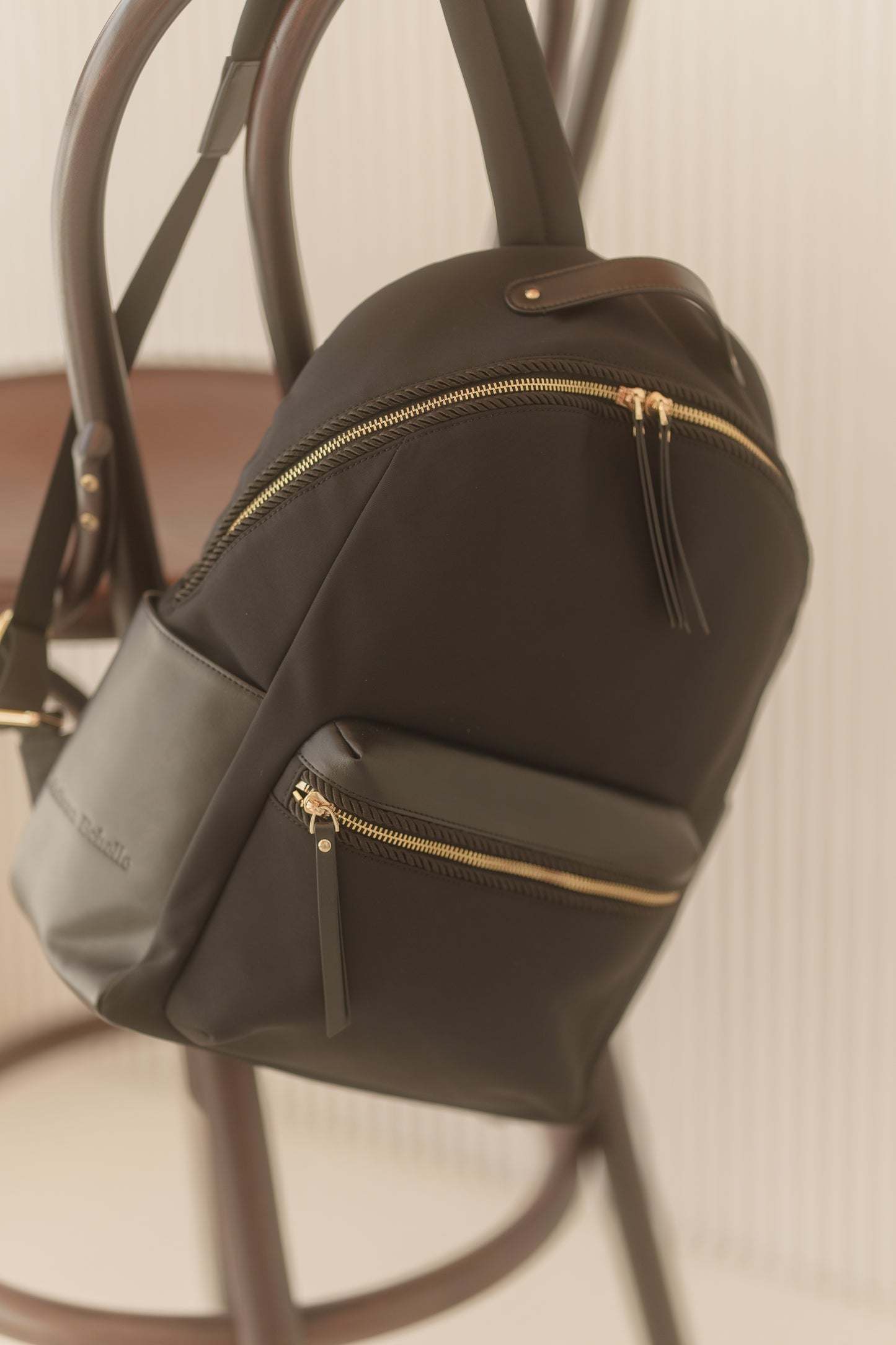 <予約商品:2025年7月中旬~下旬頃 発送予定> ツイストコードバックパック【リサイクルポリエステル】