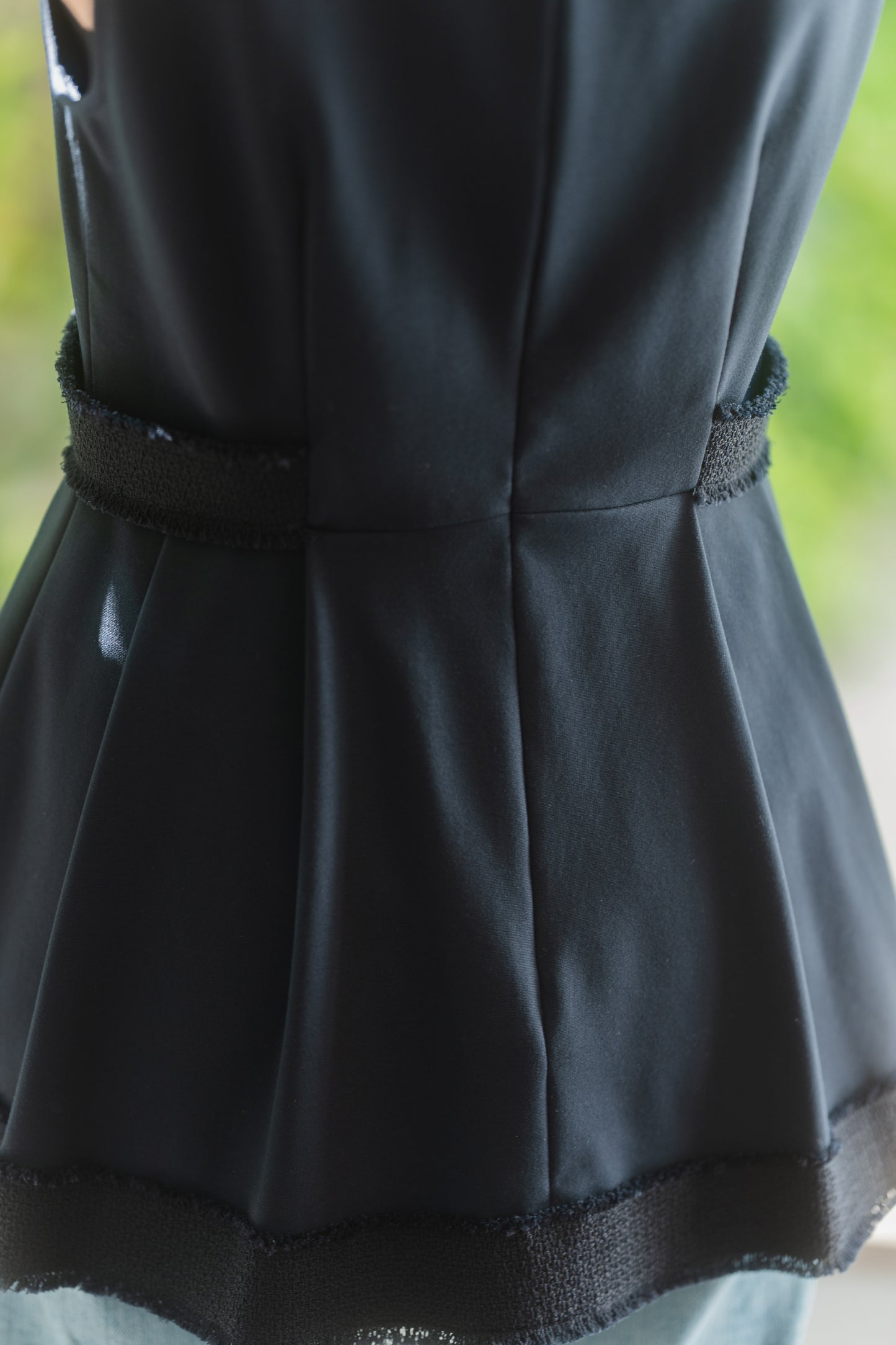 ツイードトリミングポンチフレアトップス【ヴィスコース×リサイクルポリエステル】