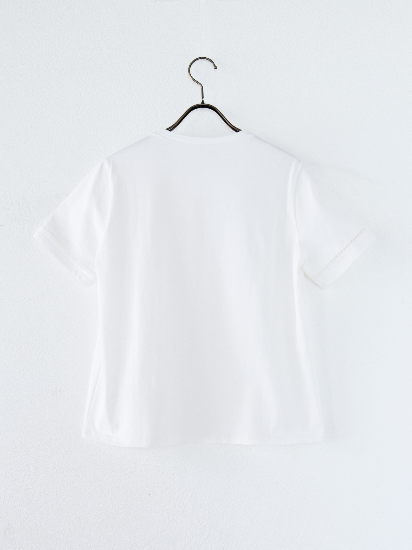 MEエンブロイダリーTシャツ