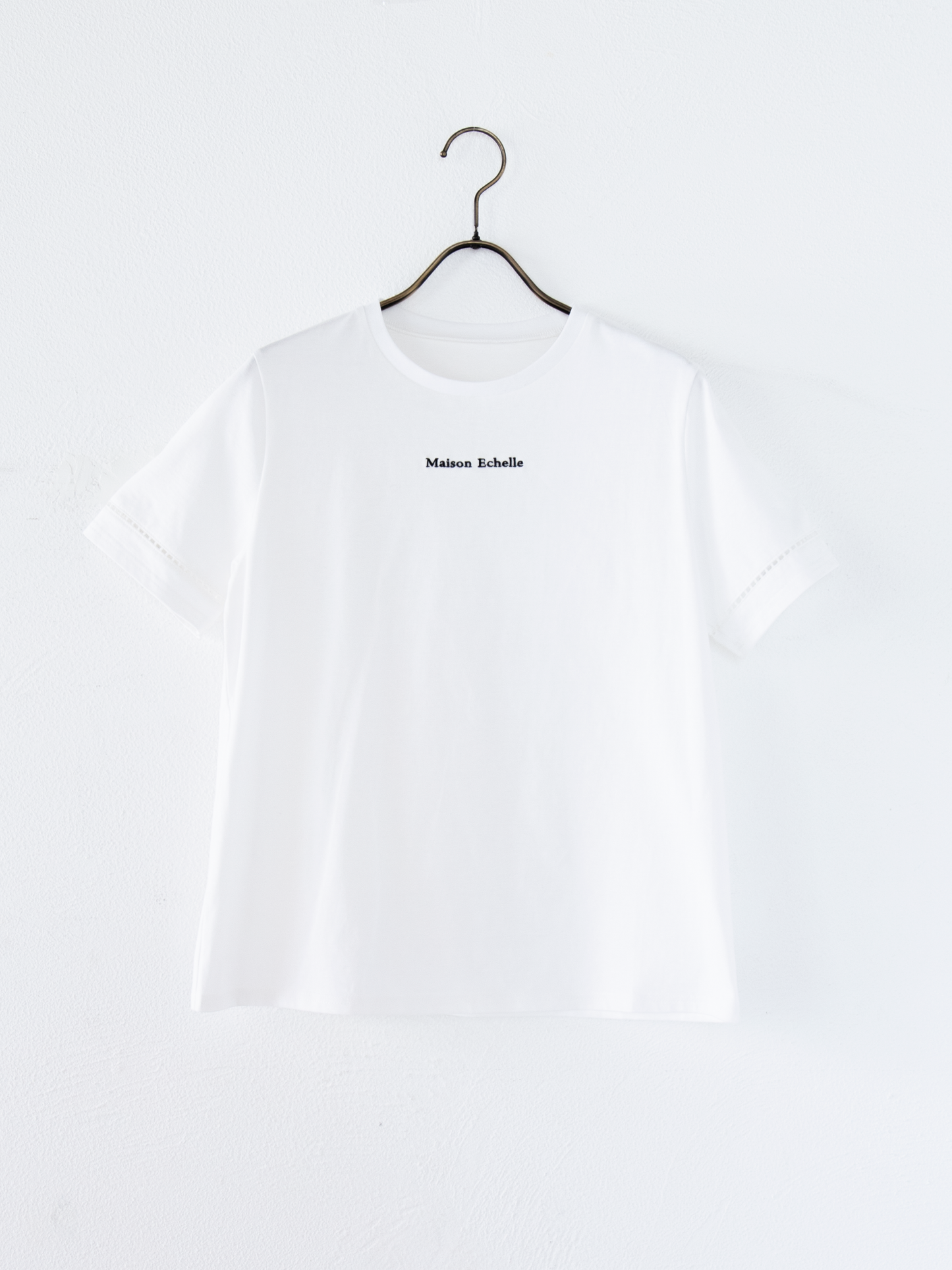 MEエンブロイダリーTシャツ