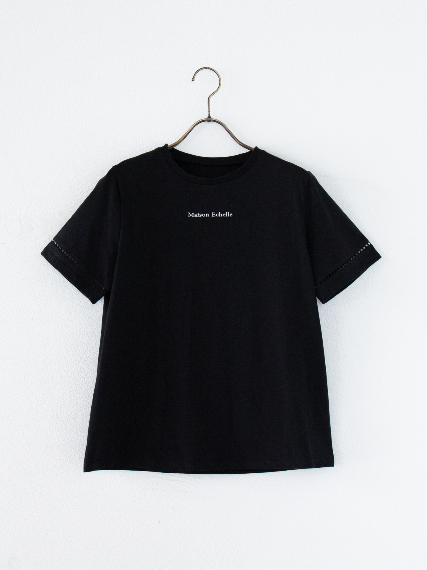 MEエンブロイダリーTシャツ
