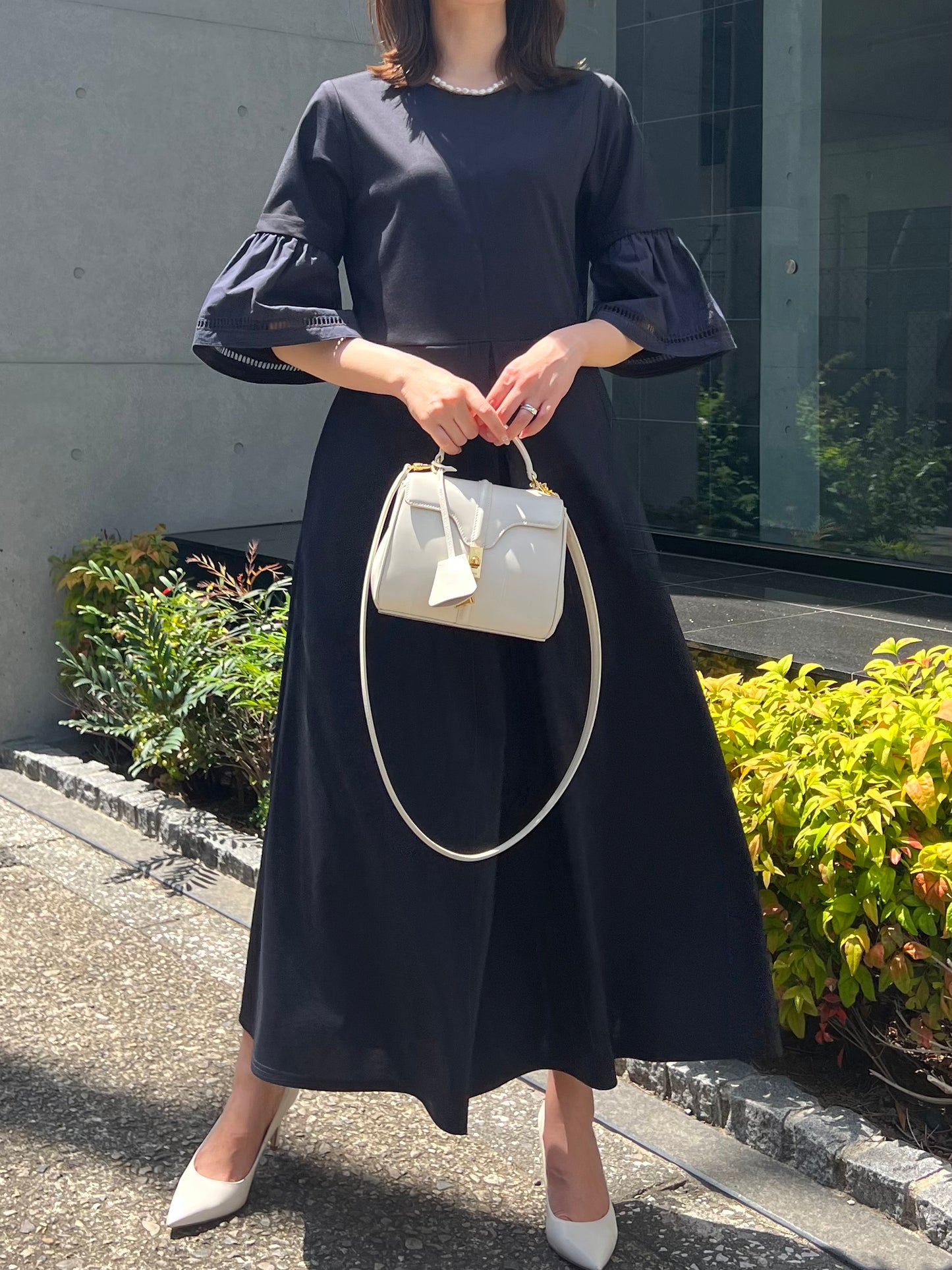 Hashigo Lace Sleeve Dress