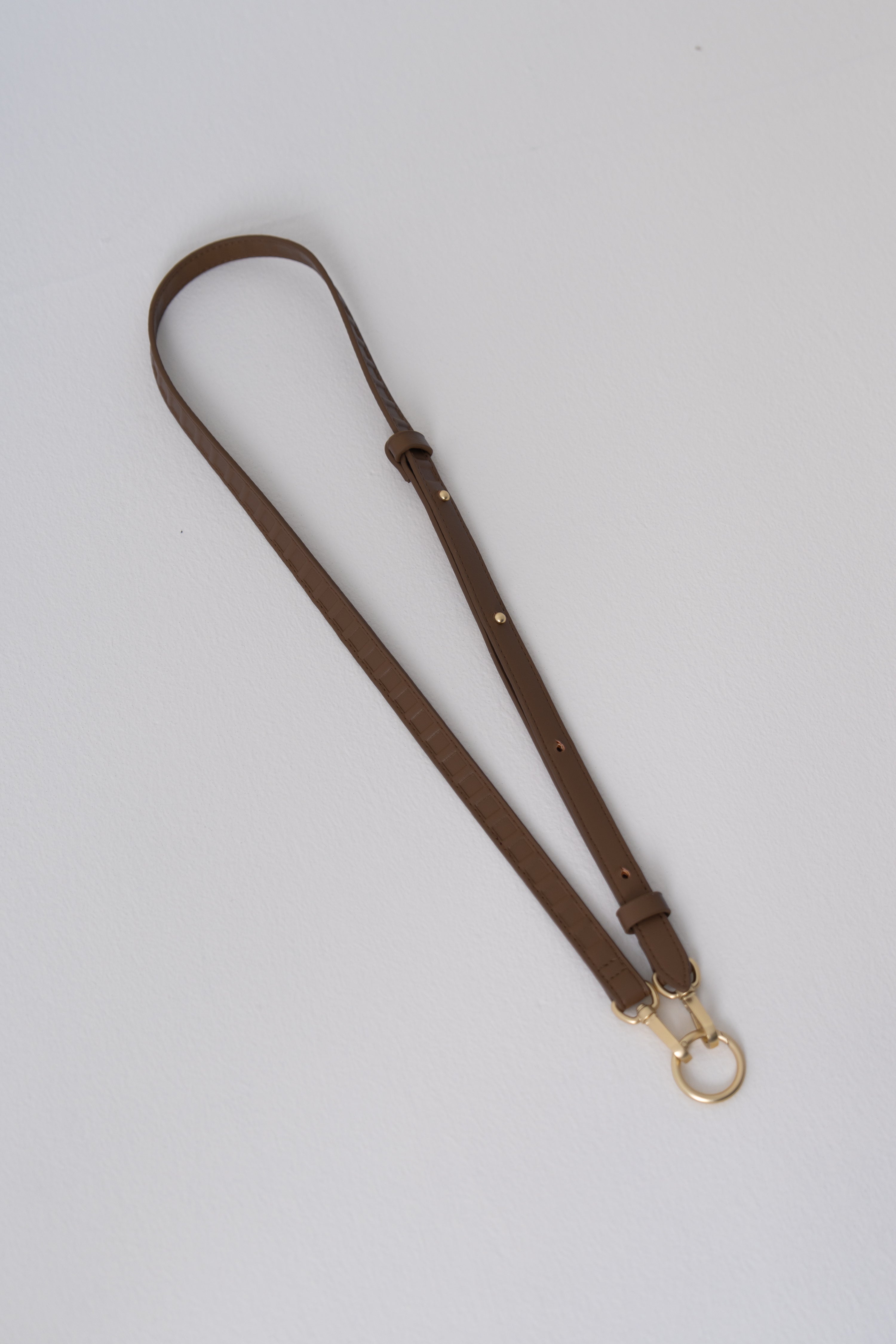 エシェルエンボスマルチストラップ【リサイクルポリエステル