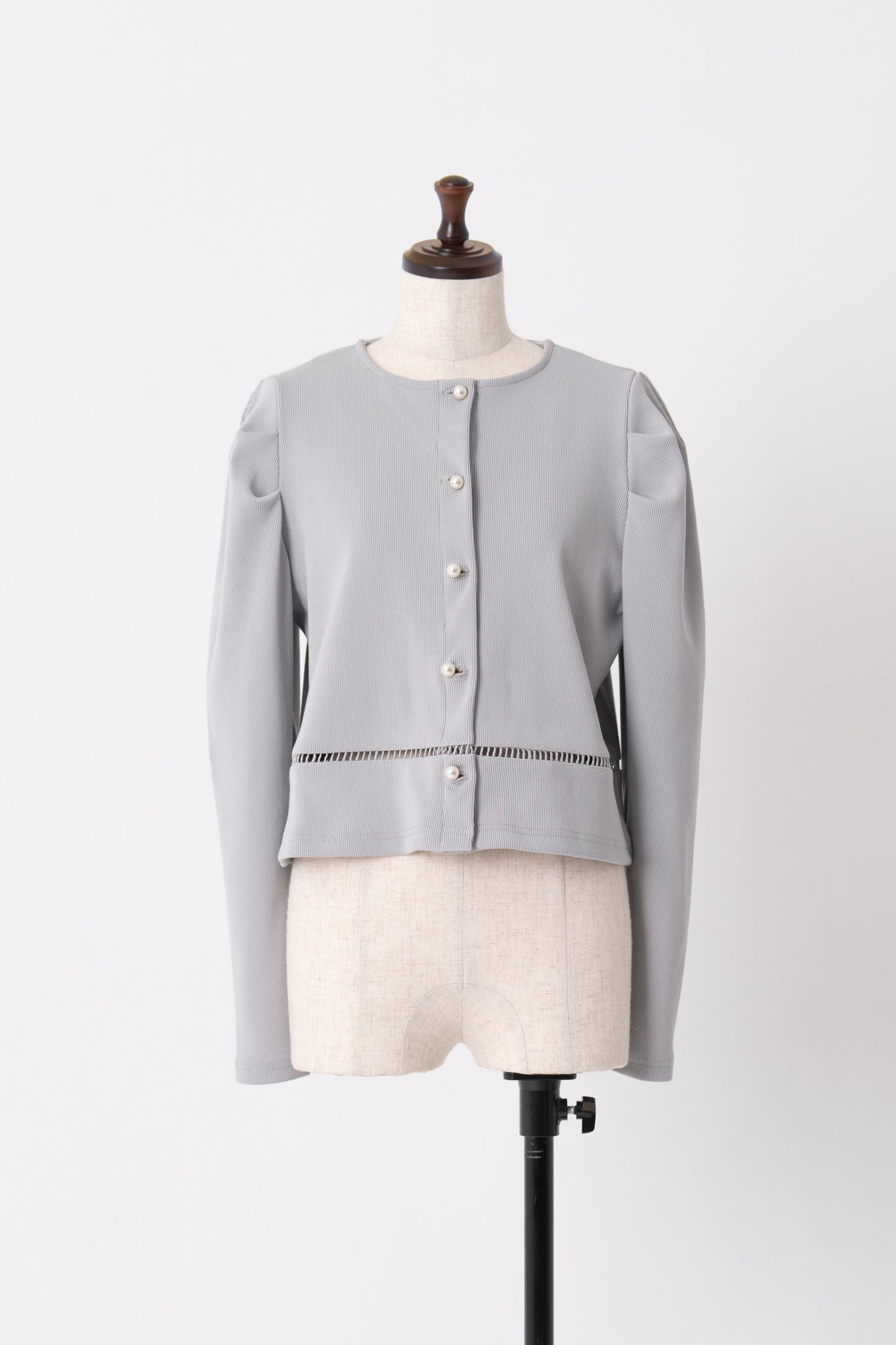 パールボタンリブカーディガン 【リサイクルポリエステル】