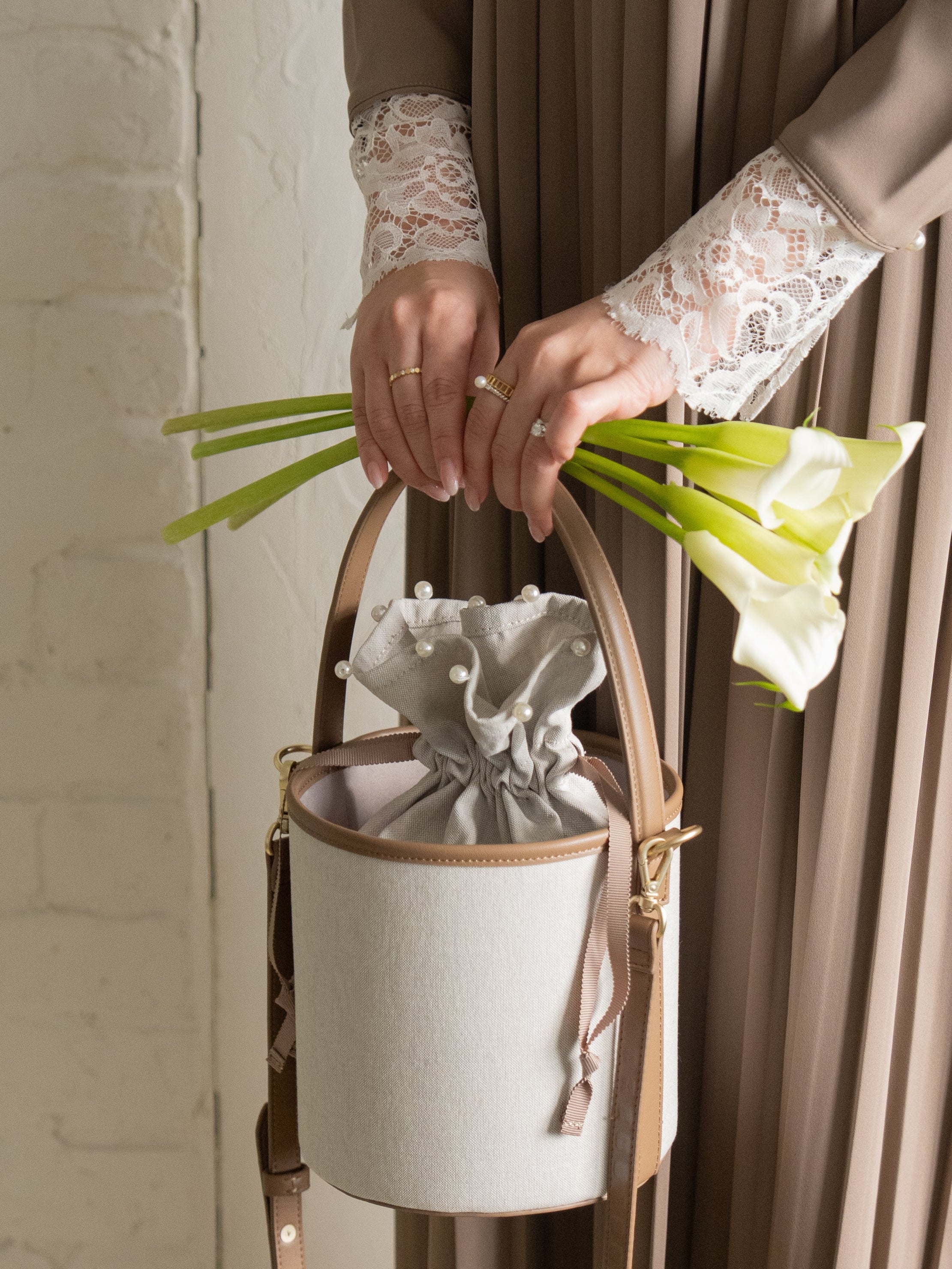 デイリーリュクスバケットバッグ【リサイクルナイロン】 – Maison Echelle