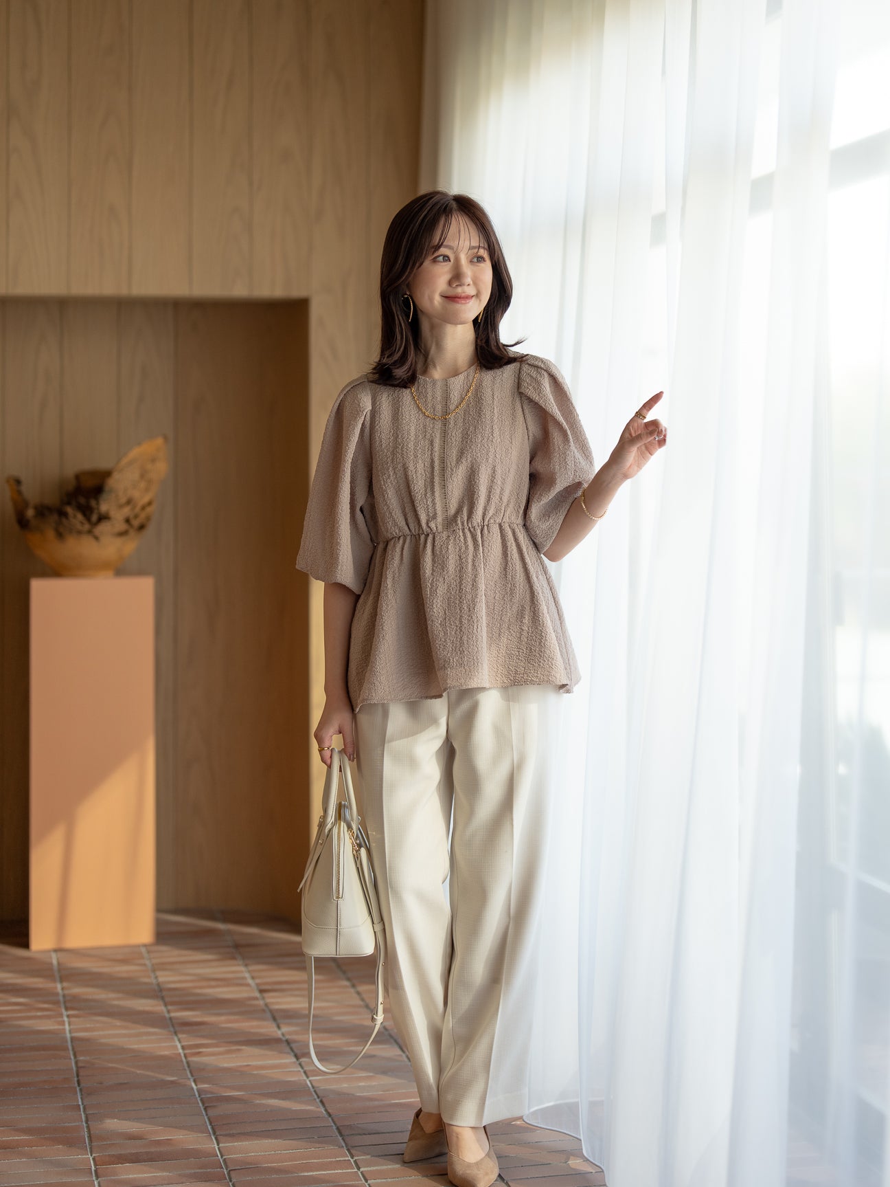 ストレッチリネンライクセミワイドパンツ【リサイクルポリエステル】