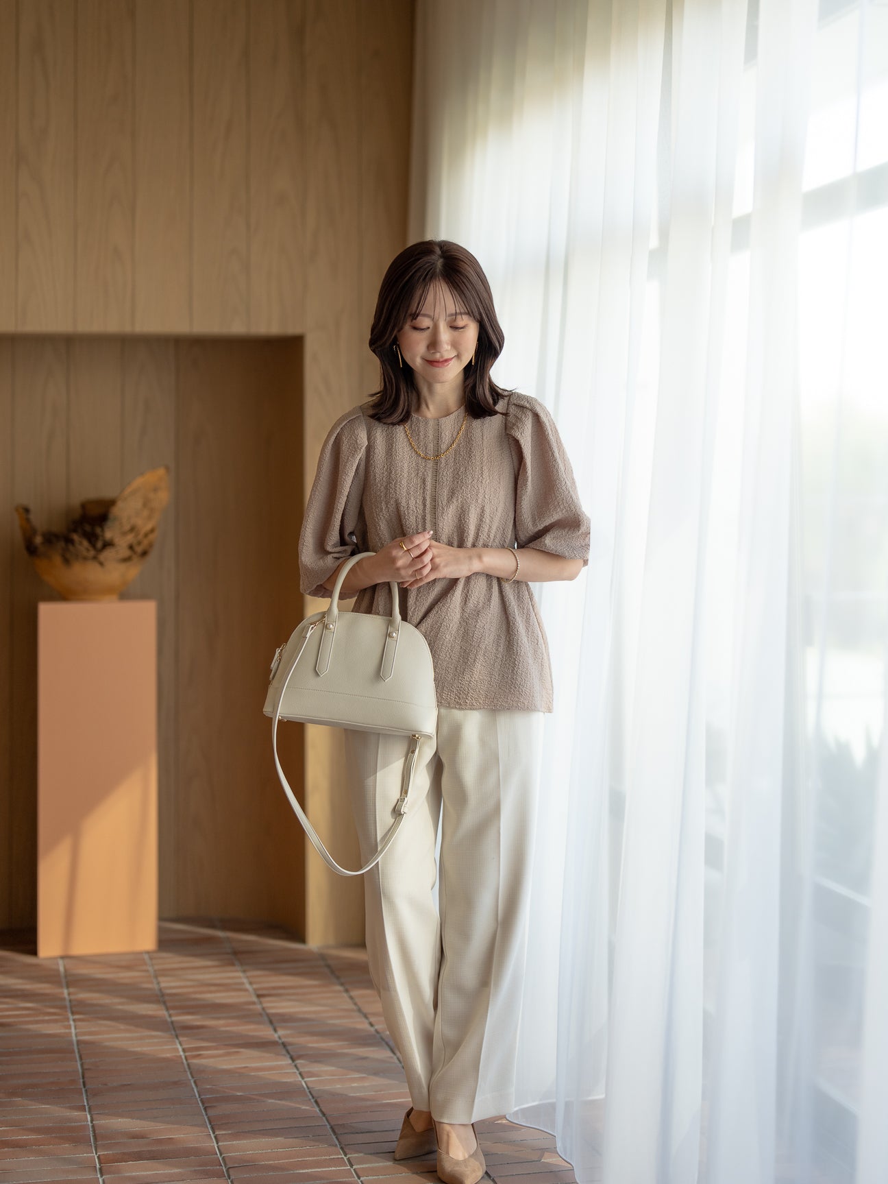 ストレッチリネンライクセミワイドパンツ【リサイクルポリエステル】