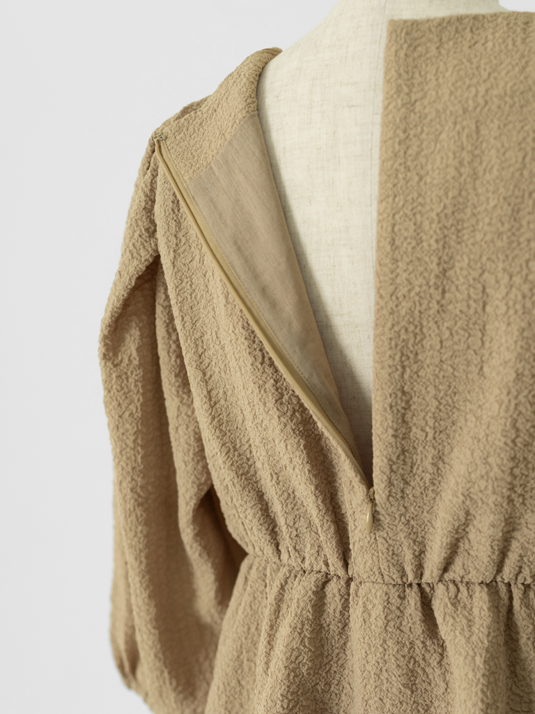 ポコポコペプラムブラウス【リサイクルポリエステル】