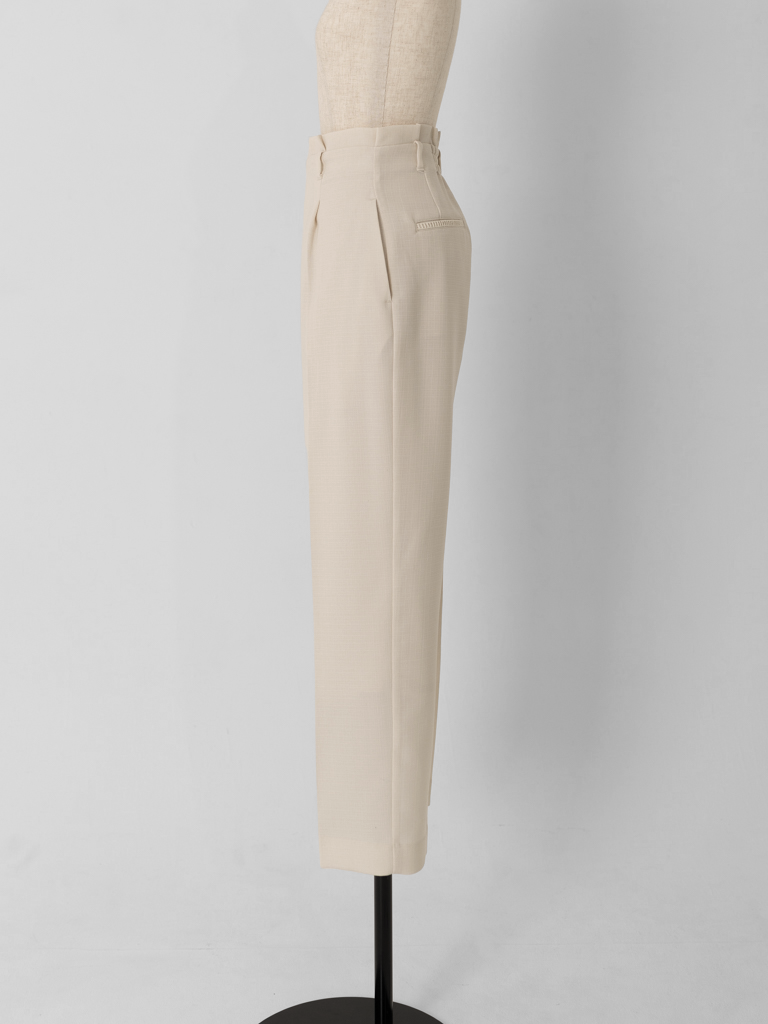 ストレッチリネンライクセミワイドパンツ【リサイクルポリエステル】