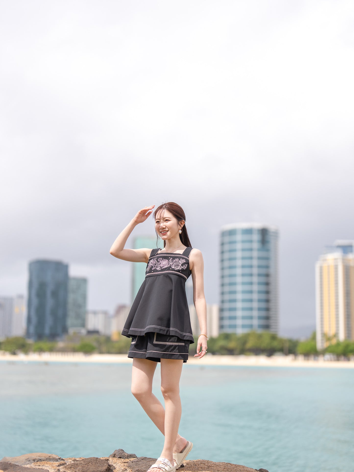 ハシゴレースリラックスショートパンツ【リサイクルポリエステル】