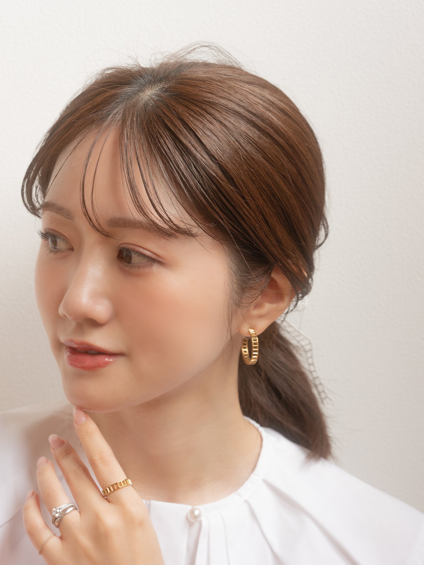 エシェルフープピアス / イヤリング