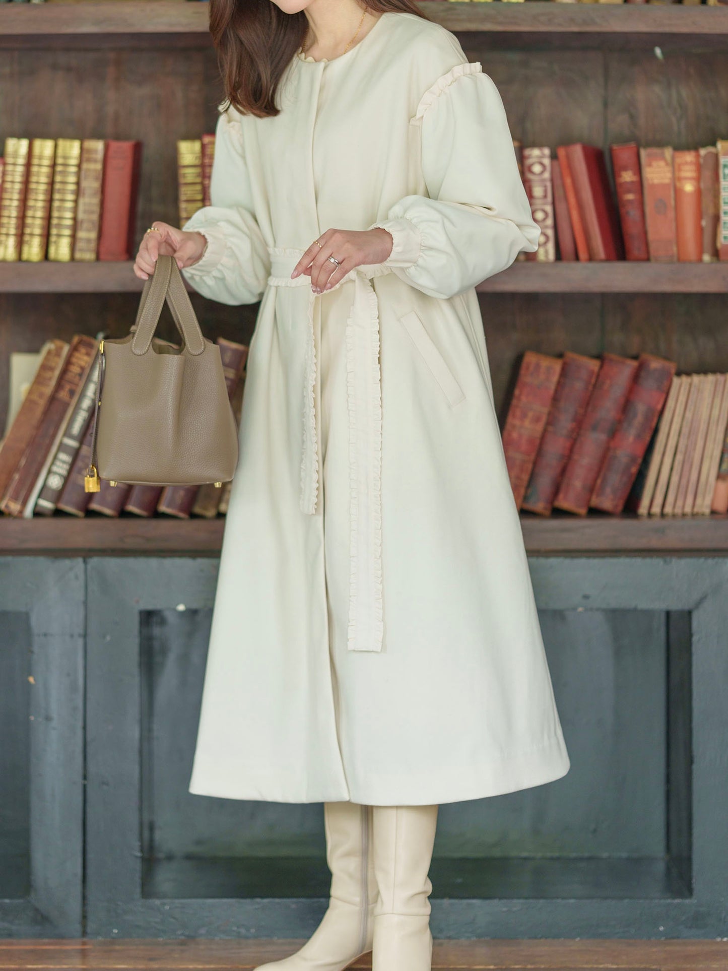 パフスリーブ中綿コート